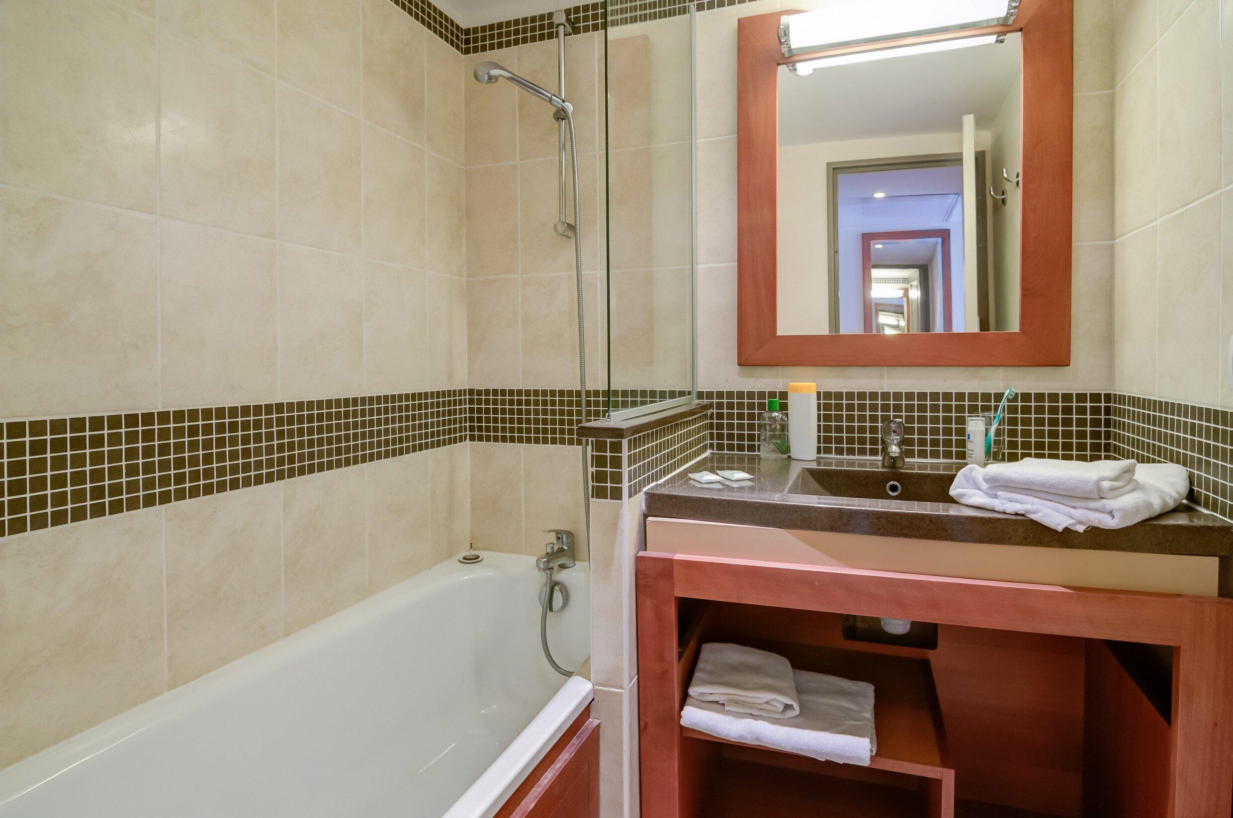 Hotel Sowell Family Le Vallon Grospierres